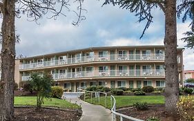 Riverfront Inn Roseburg